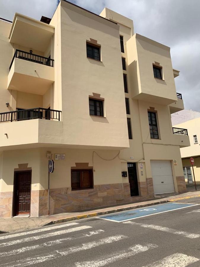 Calle Eusebio Carballo II كوراليهو المظهر الخارجي الصورة